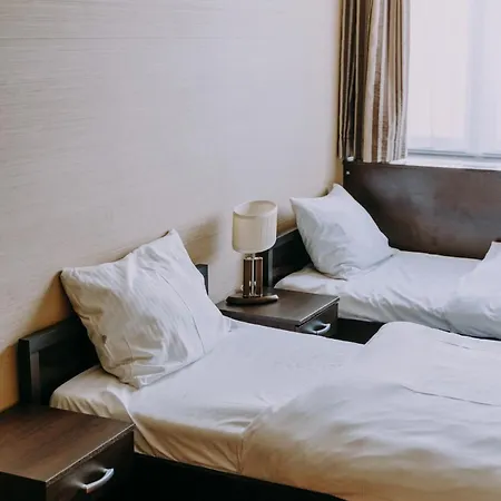 Отель Diament *